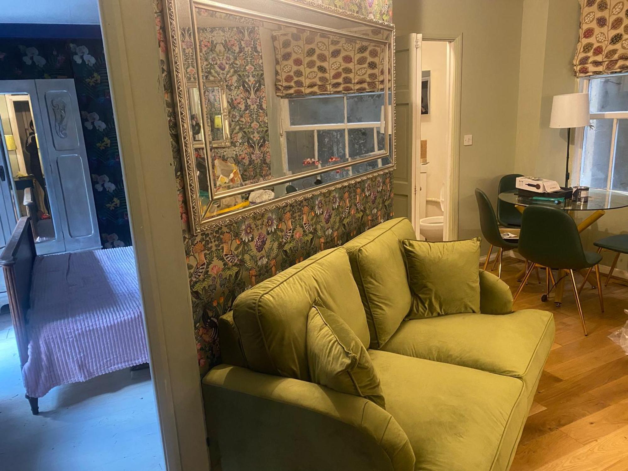 Quiet Lower Floor 2 Bed City Apartment With Private Patio Garden บาธ ภายนอก รูปภาพ